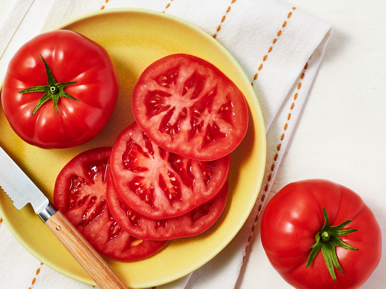 Image of sliced beefsteak tomatoes